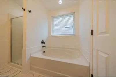 884 Jennifer Lane, High Point, NC 27265 - Photo 25