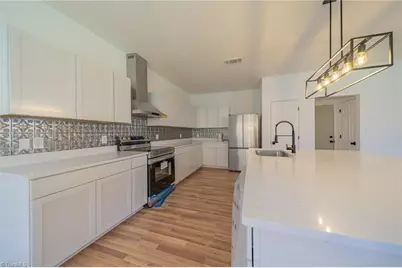 884 Jennifer Lane, High Point, NC 27265 - Photo 13