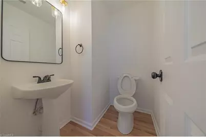884 Jennifer Lane, High Point, NC 27265 - Photo 15