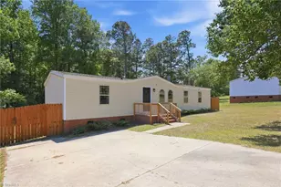 54 Brent Wood, Sanford, NC 27332 - Photo 17