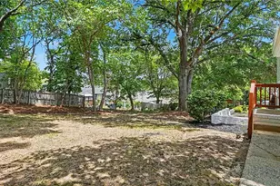 2210 Dulaire Rd, Greensboro, NC 27407 - Photo 17