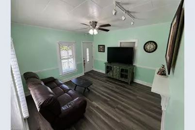 719 Maiden Lane, Mount Airy, NC 27030 - Photo 3