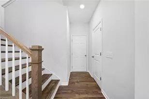 5141 Reedy Creek Farm Cir, Greensboro, NC 27405 - Photo 21