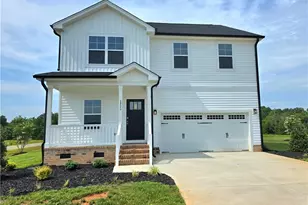 6820 Steeplegate Dr, Burlington, NC 27215 - Photo 1