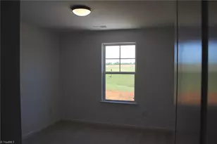 6820 Steeplegate Dr, Burlington, NC 27215 - Photo 27