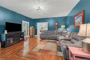3190 Macbrandon Ln, Pfafftown, NC 27040 - Photo 11