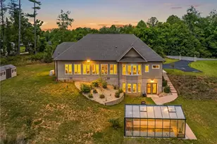 153 Woodridge Dr, Mount Airy, NC 27030 - Photo 1