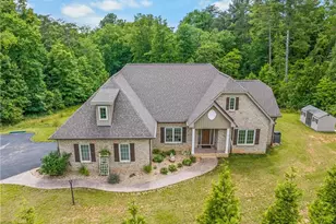 153 Woodridge Dr, Mount Airy, NC 27030 - Photo 1