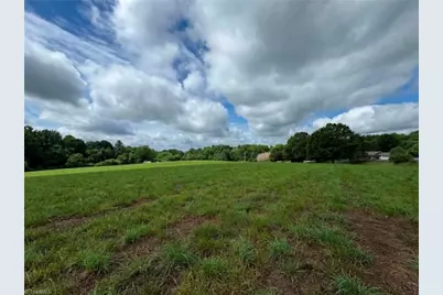 002 Poplar Springs Road, Elkin, NC 28621 - Photo 9