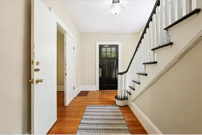 2021 Elizabeth Avenue, Winston-Salem, NC 27103 - Photo 9