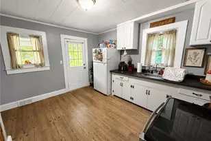 158 Wisconsin Ave, Elkin, NC 28621 - Photo 9
