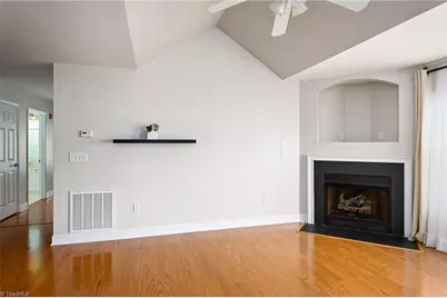 4732 Tatton Park Circle #3B, Winston-Salem, NC 27103 - Photo 3