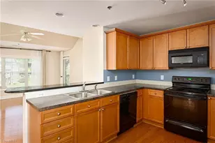 4732 Tatton Park Cir, Winston-Salem, NC 27103 - Photo 9