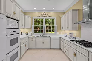 35 Fountain Manor Dr, Greensboro, NC 27405 - Photo 17