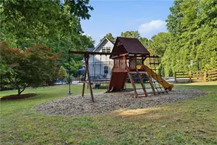 891 Somerset Dr, Winston-Salem, NC 27103 - Photo 47