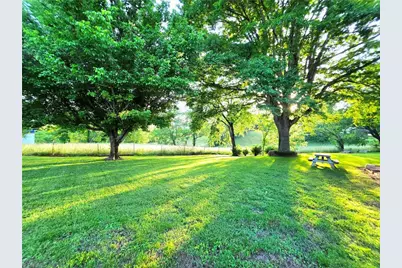 139 Washington Avenue, North Wilkesboro, NC 28659 - Photo 21