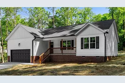 4007 Village Drive, Trinity, NC 27370 - Photo 5