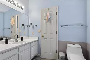 802 Remount Ct, Greensboro, NC 27409 - Photo 31