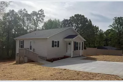 907 Eleanor Drive, Lexington, NC 27295 - Photo 3