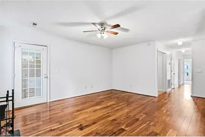 15 Meadowood Glen Way #C, Greensboro, NC 27409 - Photo 7