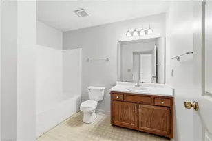 15 Meadowood Glen Way, Greensboro, NC 27409 - Photo 13