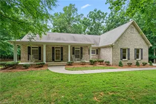 434 Yachtsmans Point Dr, Lexington, NC 27292 - Photo 1
