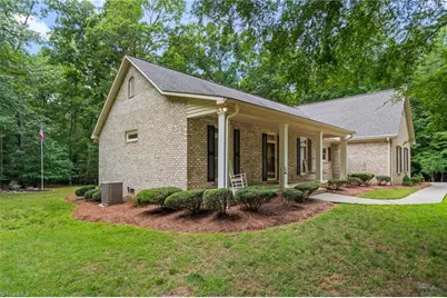 434 Yachtsmans Point Drive, Lexington, NC 27292 - Photo 3