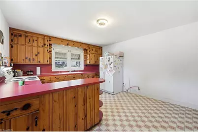 1007 Lane Street, Reidsville, NC 27320 - Photo 17