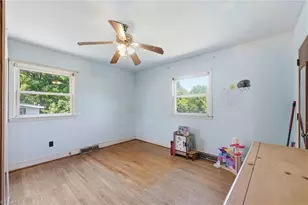 1007 Lane St, Reidsville, NC 27320 - Photo 11