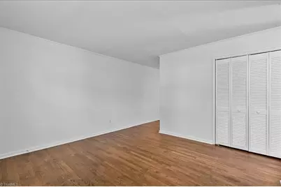 1804 Villa Drive, Greensboro, NC 27403 - Photo 9