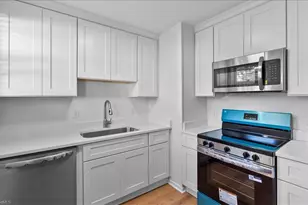1804 Villa Dr, Greensboro, NC 27403 - Photo 3