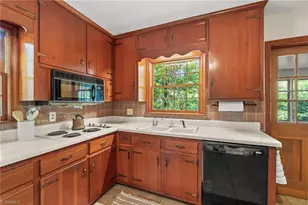 332 Grandview Dr, Winston-Salem, NC 27104 - Photo 13