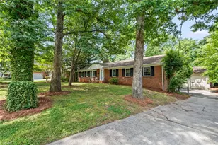 332 Grandview Dr, Winston-Salem, NC 27104 - Photo 5