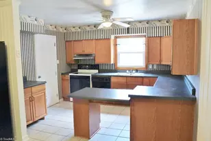2211 Fawn St, Greensboro, NC 27403 - Photo 49