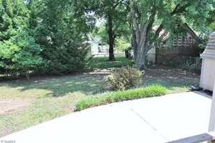 2211 Fawn St, Greensboro, NC 27403 - Photo 47