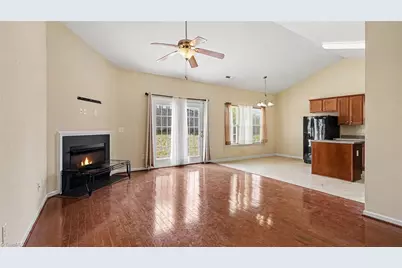634 Meadowtop Circle, Burlington, NC 27217 - Photo 5
