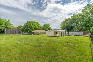 1427 Reeves Mill Rd, Mount Airy, NC 27030 - Photo 37