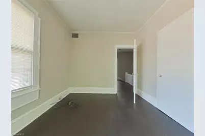 224 N Dunleith Avenue, Winston-Salem, NC 27101 - Photo 9