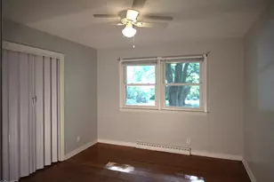 2904 Shamrock Dr, Greensboro, NC 27408 - Photo 15