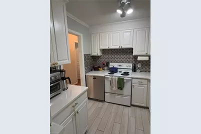 2904 Shamrock Drive, Greensboro, NC 27408 - Photo 9