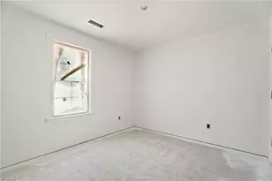 4946 Wilkes Dr, Winston-Salem, NC 27106 - Photo 13