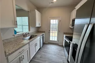 1351 Amberview Ln, Kernersville, NC 27284 - Photo 15