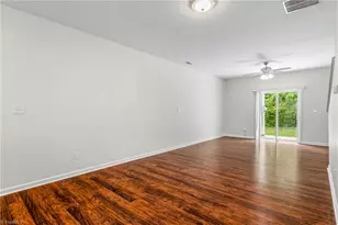 105 Sommerwall Pl, Greensboro, NC 27405 - Photo 11
