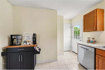 3513 Sunset Hollow Court, High Point, NC 27265 - Photo 15