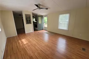 157 College Village Dr, Eden, NC 27288 - Photo 5