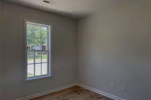 5828 Huckleberry Ct, Winston-Salem, NC 27105 - Photo 11