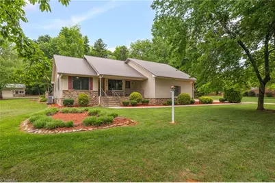104 Willowbrook Drive, Thomasville, NC 27360 - Photo 1