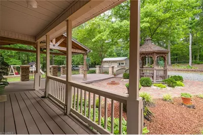 104 Willowbrook Drive, Thomasville, NC 27360 - Photo 33