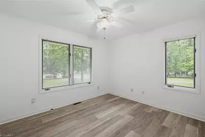 104 Willowbrook Drive, Thomasville, NC 27360 - Photo 25
