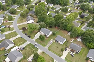 227 Meadow Lark Ln, Thomasville, NC 27360 - Photo 27